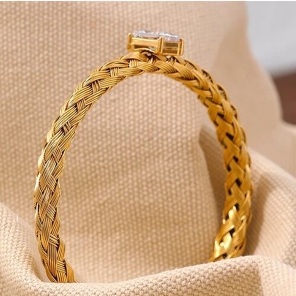 New Unique 18K Gold Woven Zircon Cuff Bracelet - Picture 7 of 13